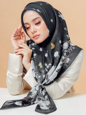 Farasha (Black Swallowtail) BUY 1 FREE 1