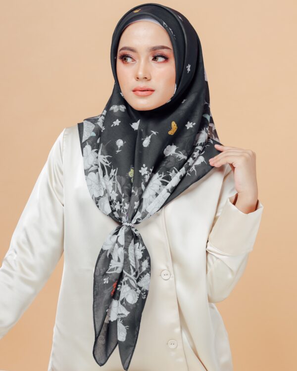 Farasha (Black Swallowtail) BUY 1 FREE 1 - Image 3