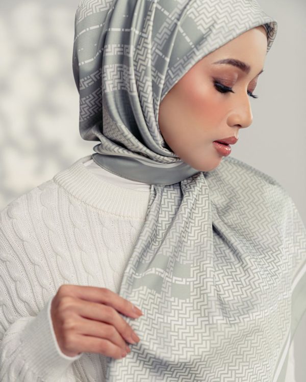 Marya Reborn (Olive Pale) BUY 1 FREE 1 - Image 3