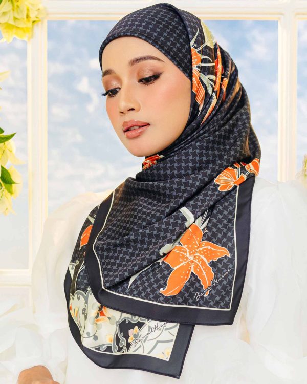 BH13 Satin Seloka Raya (Rust Black) - Image 3