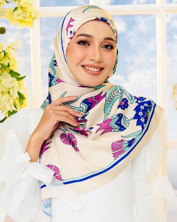 Satin Seloka Raya (Sandy Fleur) BUY 1 FREE 1; - Image 3