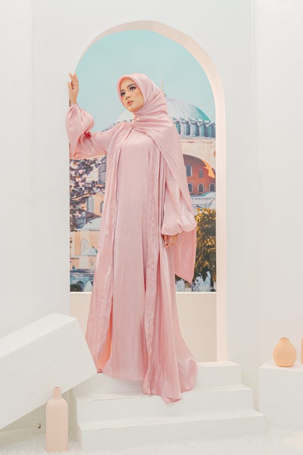 Inaya Abaya (Baby Pink)
