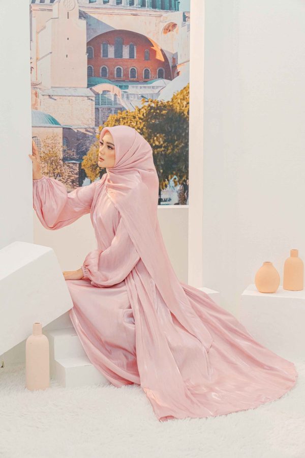 Inaya Abaya (Baby Pink) - Image 3