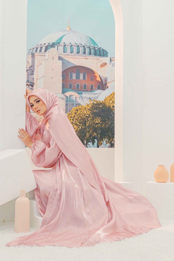 Inaya Abaya (Baby Pink) - Image 4