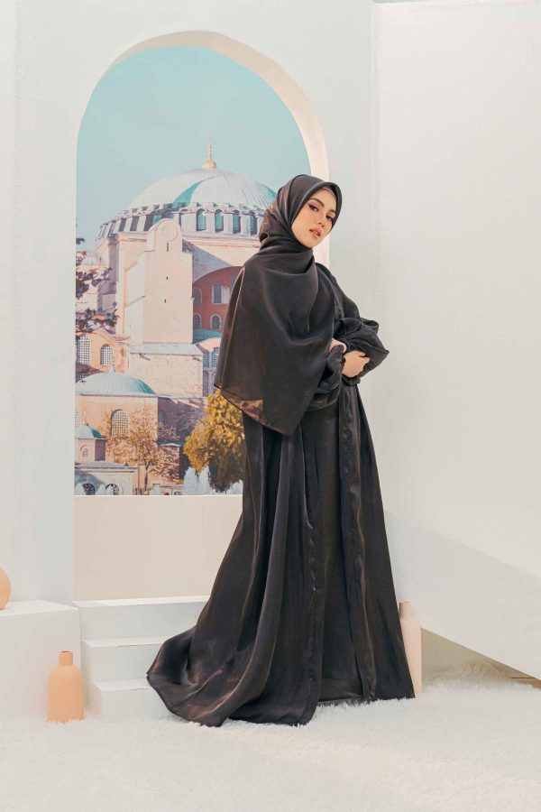 Inaya Abaya (Black) - Image 2