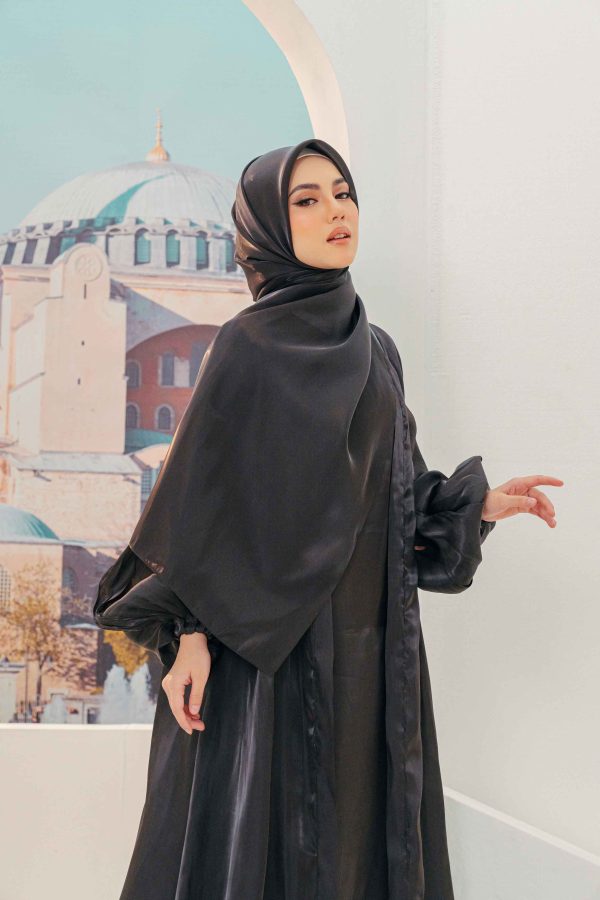 Inaya Abaya (Black) - Image 3