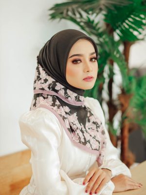 Camille (Peony Night) BUY 1 FREE 1