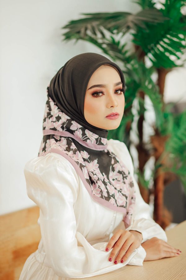 Camille (Peony Night) BUY 1 FREE 1