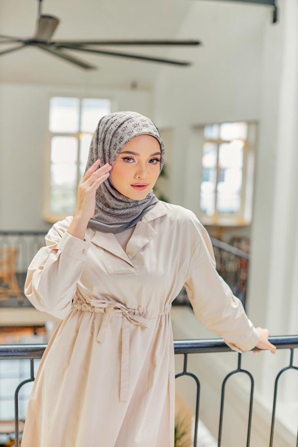 Larasati ( Sandy Brown ) Beli 2 Harga Rm55 Sehelai - Image 2