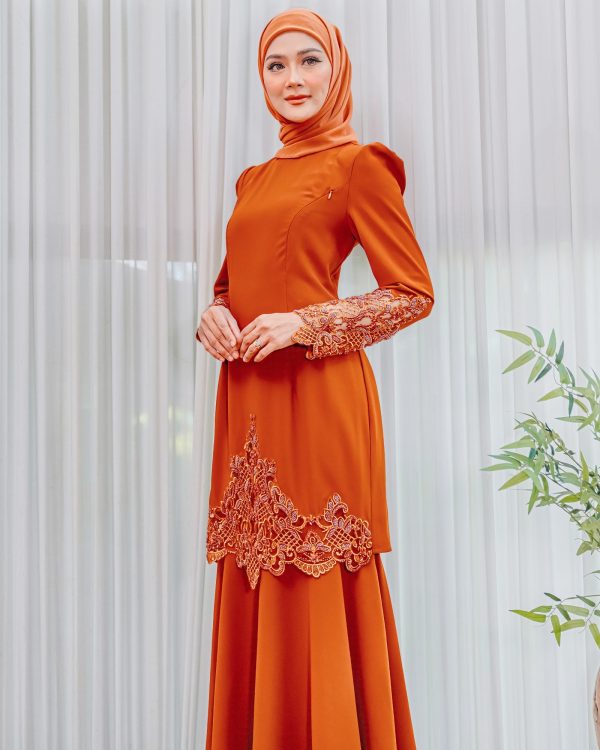 L05 Kurung Dahlia (Brick Orange) - Image 2