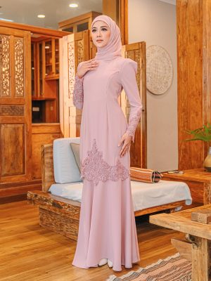 L04 Kurung Dahlia (Dusty Pink)