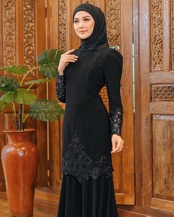 L01 Kurung Dahlia (Black) - Image 2