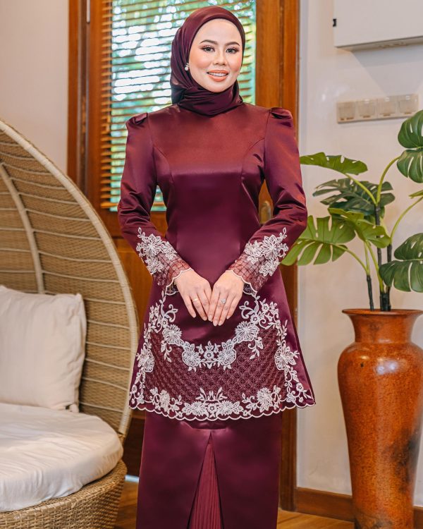 L05 Kurung Teeja (Wine) - Image 3