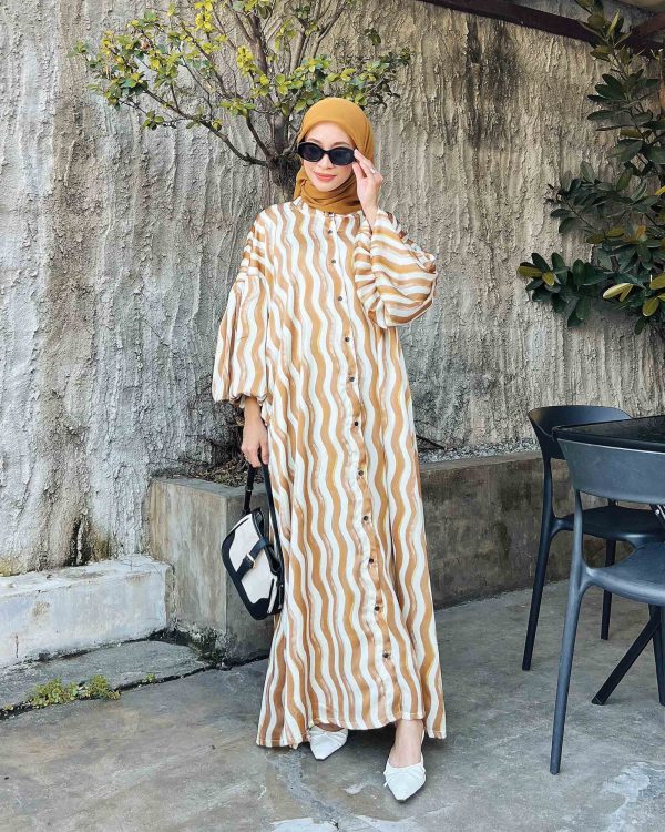 BH01 Selma Dress (Golden Brown) Beli 2 Harga RM129 Sehelai - Image 3