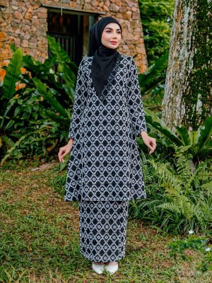 BH12 Kurung Ratna (Black)