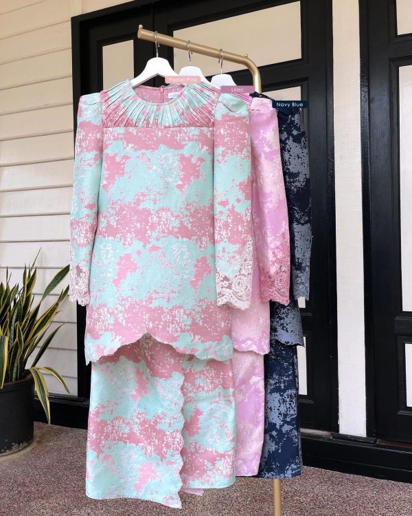BH30 Kurung Emma (Lilac) - Image 8