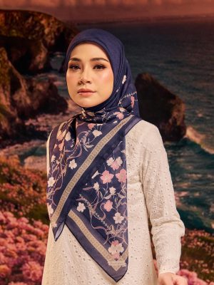 BH07 Evelyn (Indigo Blue)