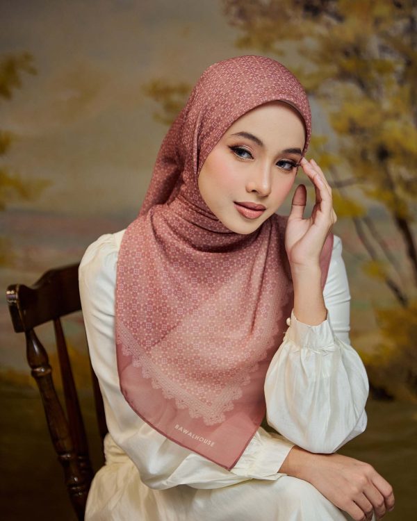 BH04 Dhea Cotton Voile (Betty)