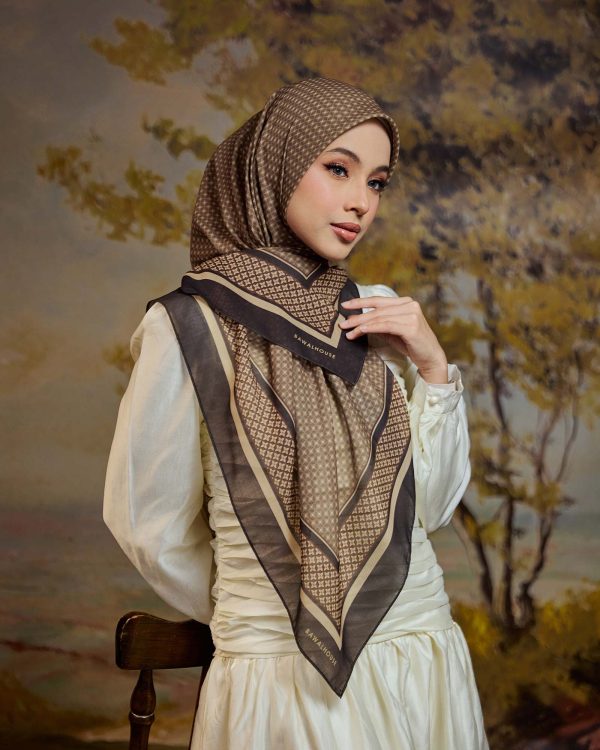 BH10 Dhea Cotton Voile (Nelly)