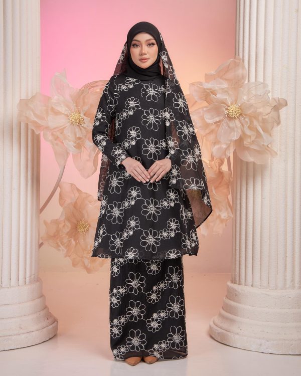 BH01 Kurung Laura ( Black ) - Image 2