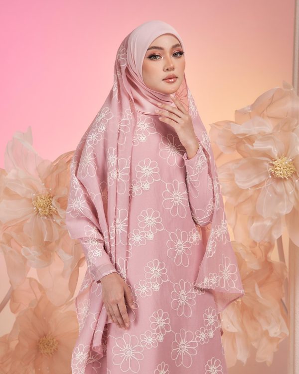 BH03 Kurung Laura ( Soft Pink ) - Image 3