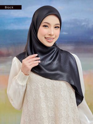 BH01 Bawal Arya (Black)